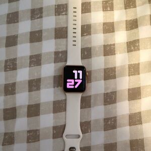 Series 3 Apple Watch Rose Gold with White Bands and Charger